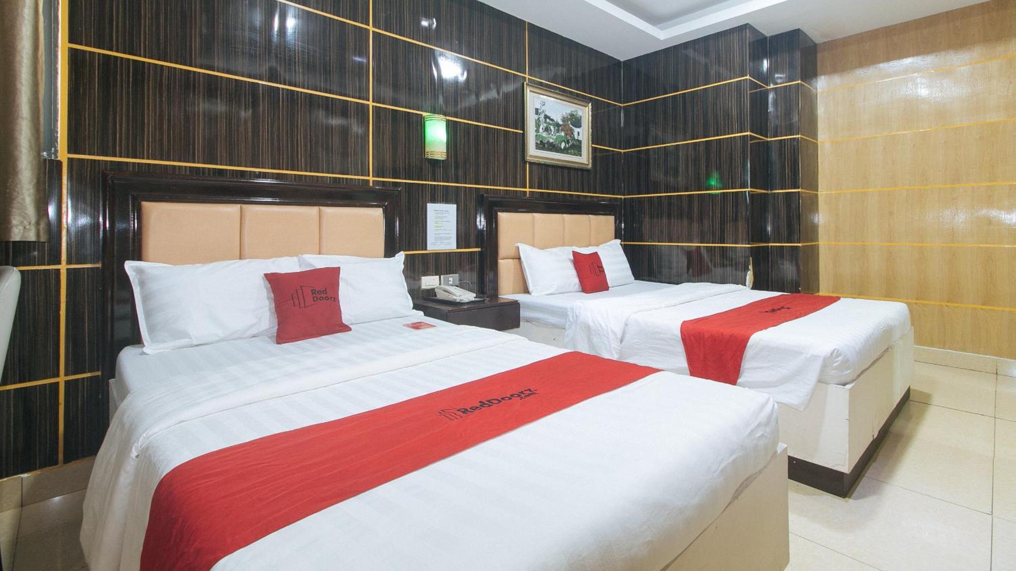 Reddoorz At Winter Hotel Araneta 케손시티 외부 사진
