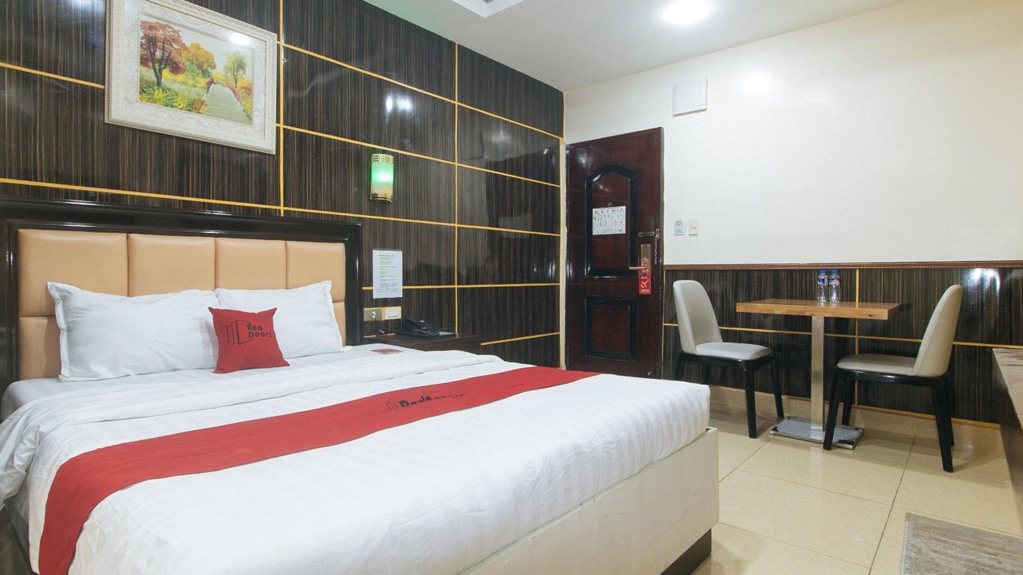 Reddoorz At Winter Hotel Araneta 케손시티 외부 사진
